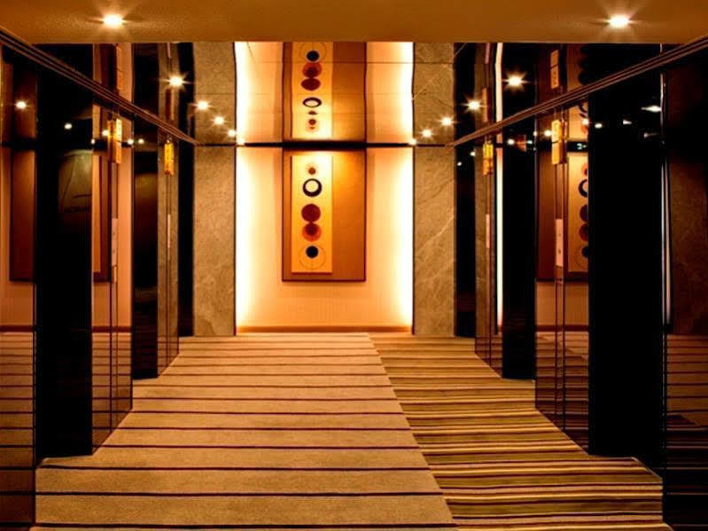 The Kowloon Hotel Хонконг Екстериор снимка