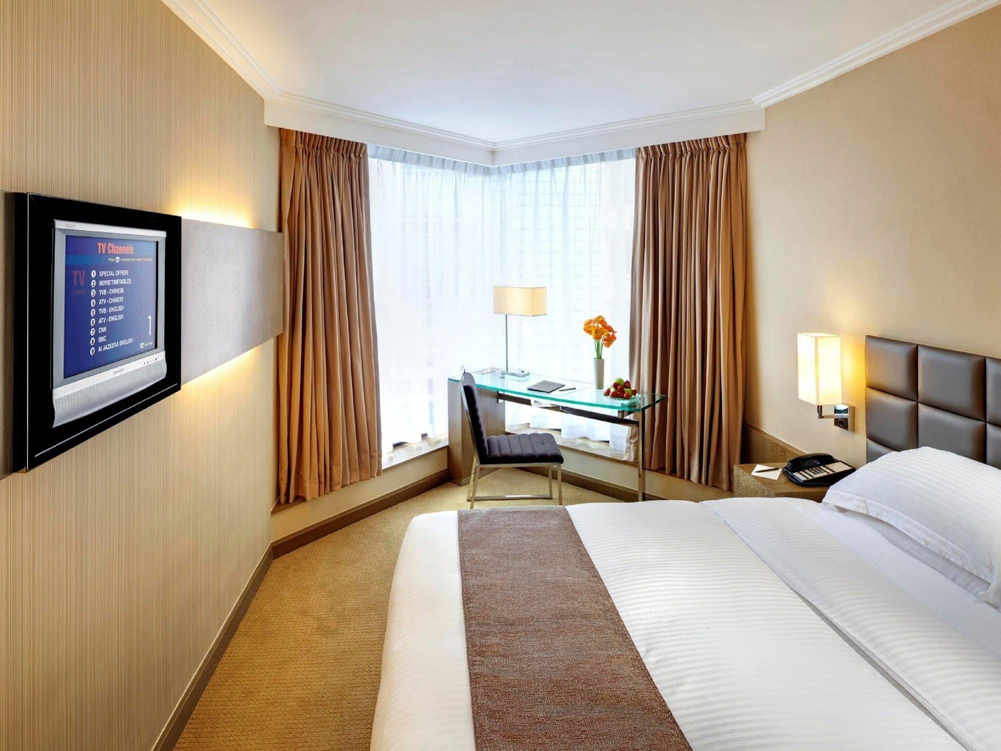 The Kowloon Hotel Хонконг Екстериор снимка